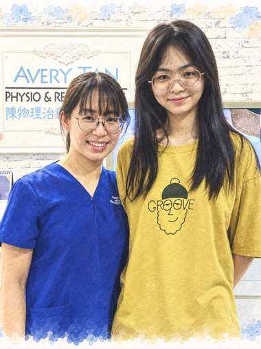 A client with their physiotherapist